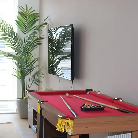 Truffle Suite -City Centre Sleeps Upto 6 - Near Utilita Arena, Icc - Pool Table & Free Wifi Birmingham Exterior photo