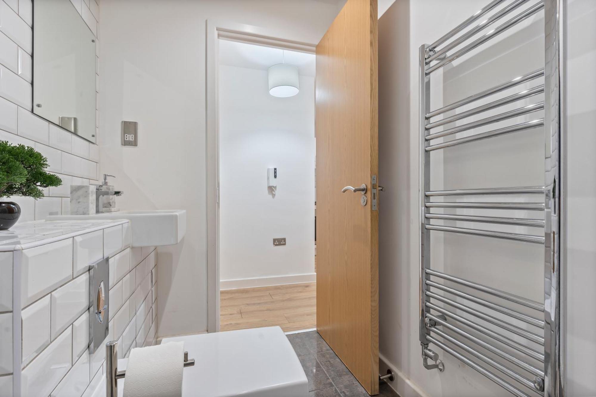 Appartamento Truffle -city Centre Sleeps Upto 6 - Near Utilita Arena, Icc - Pool Table & Free Wifi